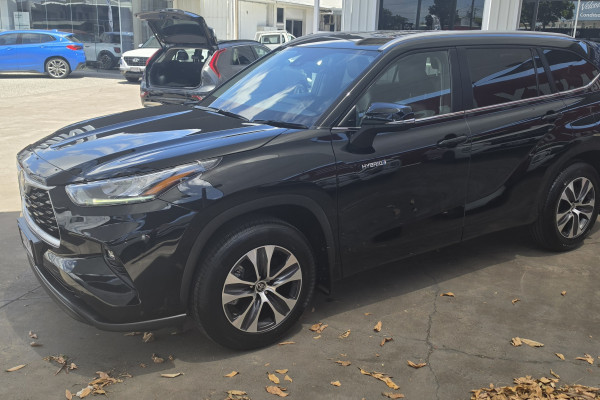 2023 Toyota Kluger AXUH78R GXL SUV Image 3