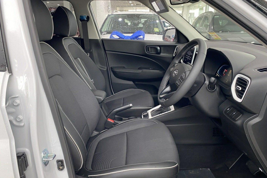 2025 Hyundai Venue QX.V5 Elite SUV Image 13
