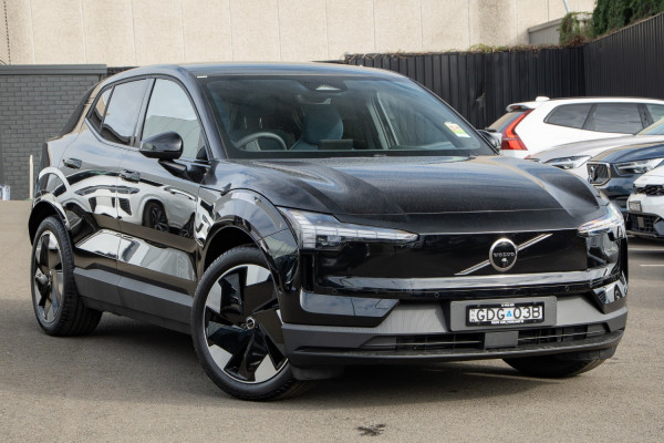 2026 Volvo EX30  Single Motor Extended Range Ultra SUV