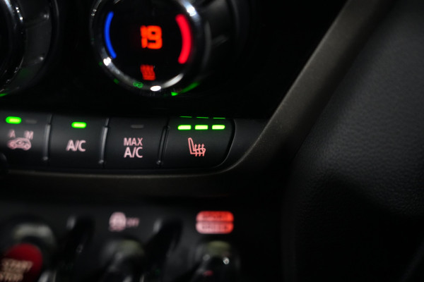 2021 MINI Countryman C Classic SUV image 21