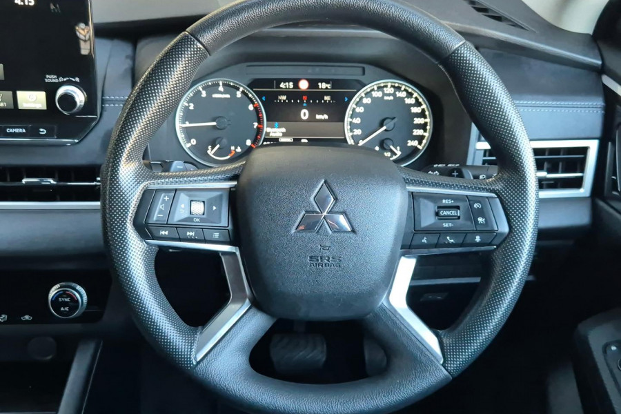 2022 Mitsubishi Outlander ZM ES SUV Image 17