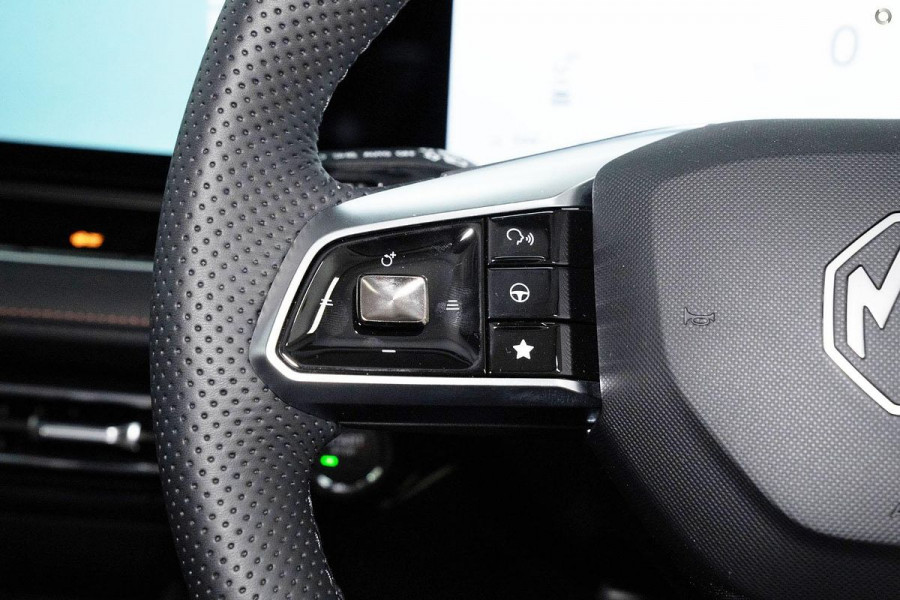 2025 MG HS AS33H Essence Hybrid+ SUV Image 12