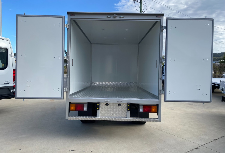 2023 MY21 Hyundai Mighty EX4 Cab Chassis Image 6