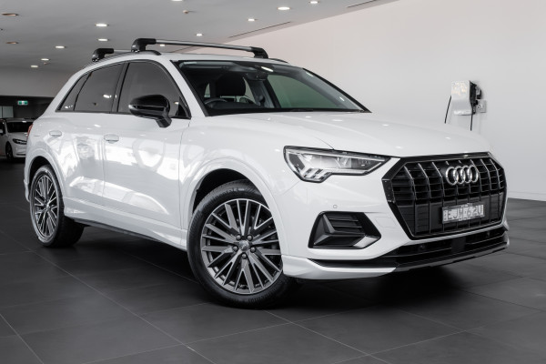 Audi Q3 35 TFSI Launch Edition F3
