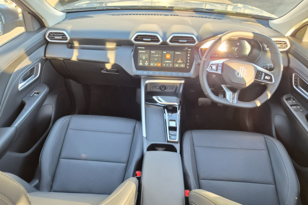 2025 MY25.5 MG ZS ZS32 Essence Hybrid+ SUV Image 11