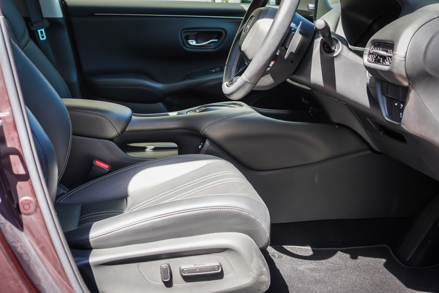 2023 Honda ZR-V RZ e:HEV LX SUV Image 16
