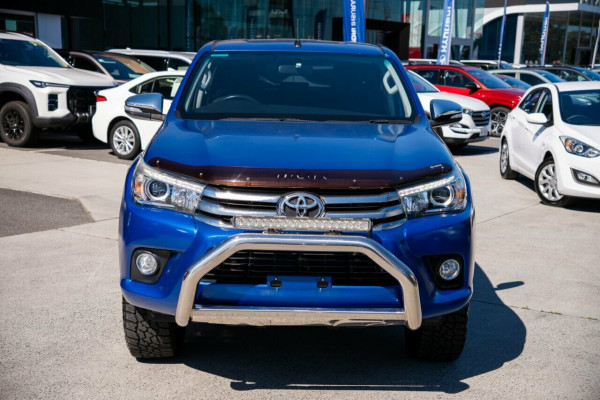 2016 Toyota HiLux  SR5 Double Cab Pick Up Image 5