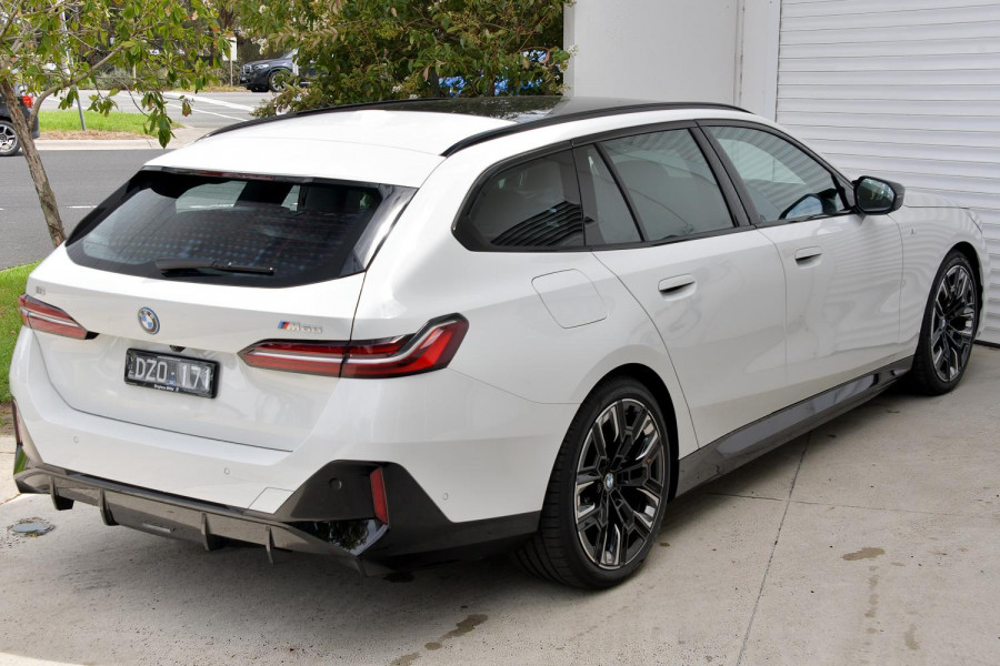 2025 BMW i5 G61 M60 xDrive Wagon