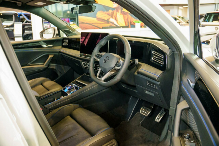 2026 Volkswagen Tiguan CT 195TSI R-Line SUV Image 12