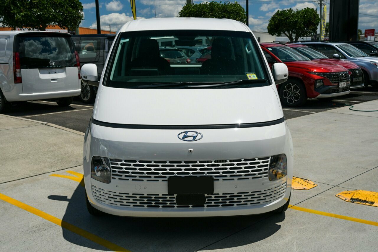 2024 Hyundai Staria Load US4.V2  Van Image 7