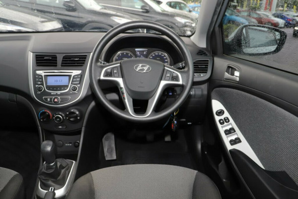 2012 Hyundai Accent RB Active Hatchback
