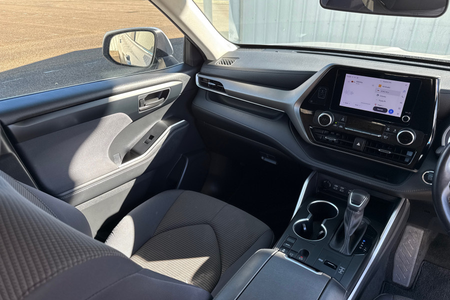 2023 Toyota Kluger TXUA75R (Petrol AWD) GX SUV Image 16