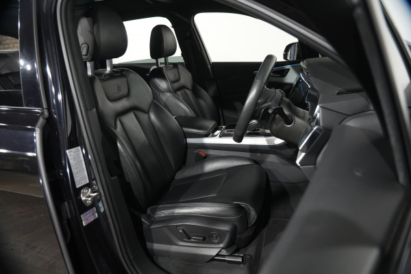 2020 Audi Q7 50 TDI S Line SUV Image 31