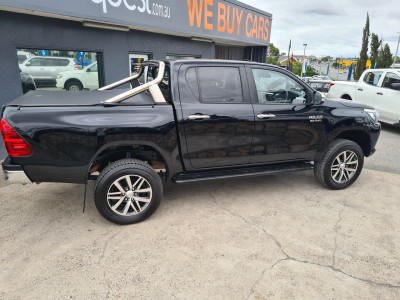 2017 Toyota HiLux GUN126R SR5 Utility Image 3