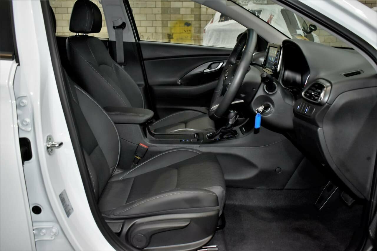 2022 Hyundai i30 PD.V4 Elite Hatch Image 13