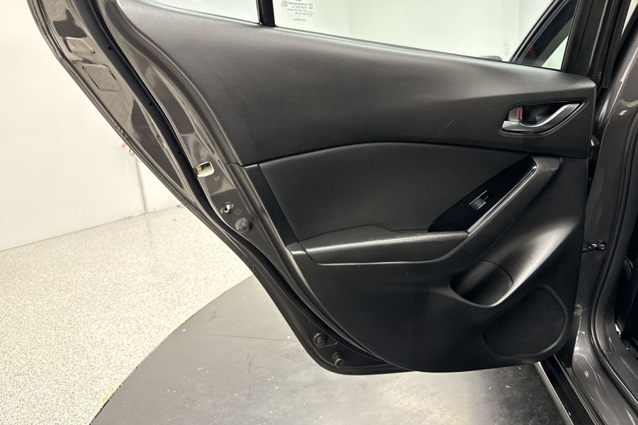2017 Mazda 3 BN5278 Maxx Sedan Image 15