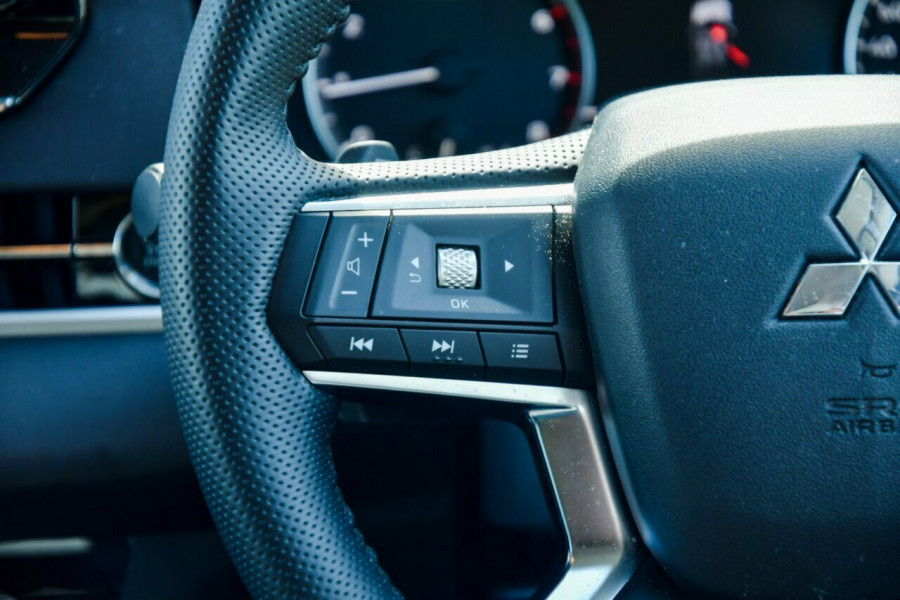 2024 Mitsubishi Outlander ZM Aspire SUV Image 12