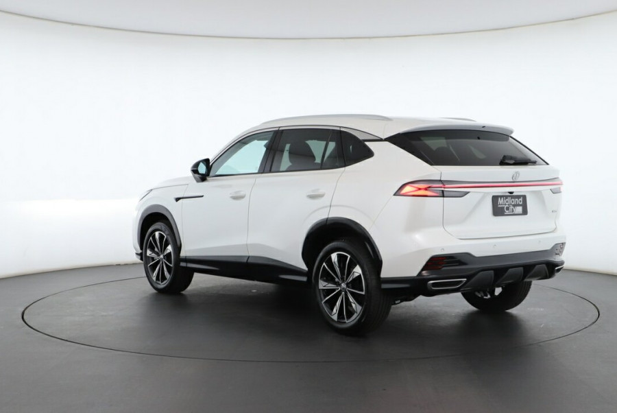 2025 MG HS AS33 Essence SUV Image 9