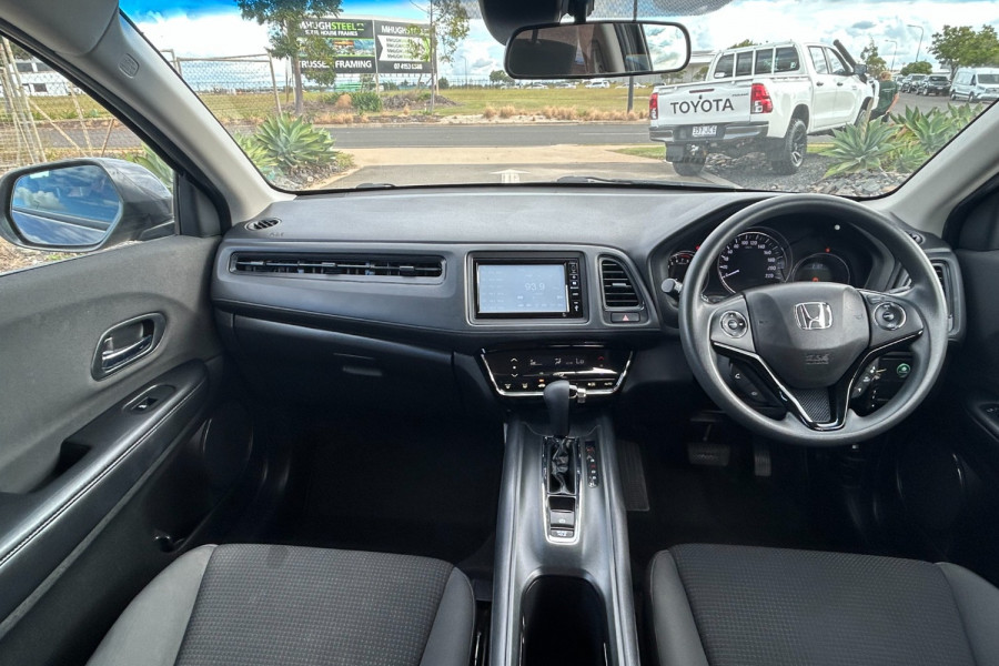 2019 Honda HR-V VTi SUV Image 11