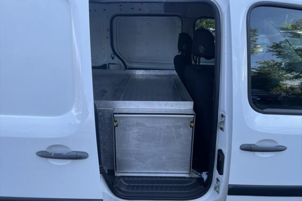 2017 Renault Kangoo F61 Phase II Maxi Van Image 4