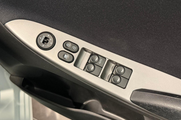 2019 Hyundai Accent RB6 Sport Hatch Image 9