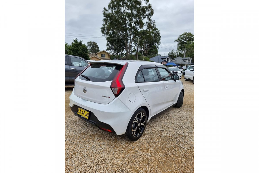 2020 MG MG3 SZP1 Core Hatch Image 7