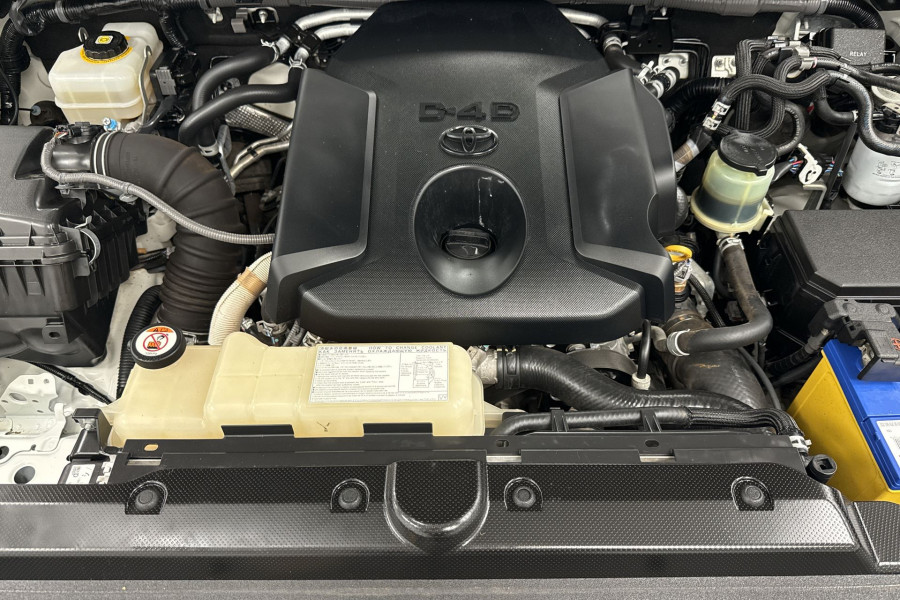 2018 Toyota LandCruiser Prado GDJ150R GXL SUV Image 11
