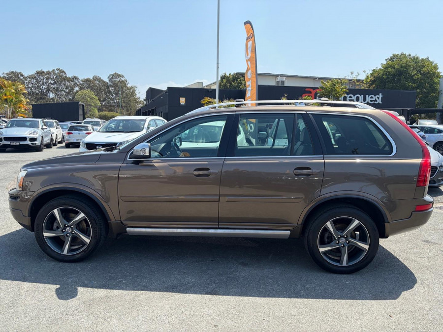 2012 Volvo XC90 L Series R-Design SUV Image 9