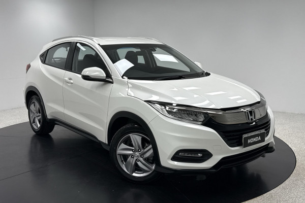 2019 Honda HR-V EXi Sedan