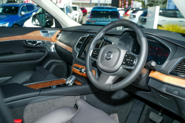 2023 MY24 Volvo XC90 L Series Ultimate B5 Bright SUV Image 6
