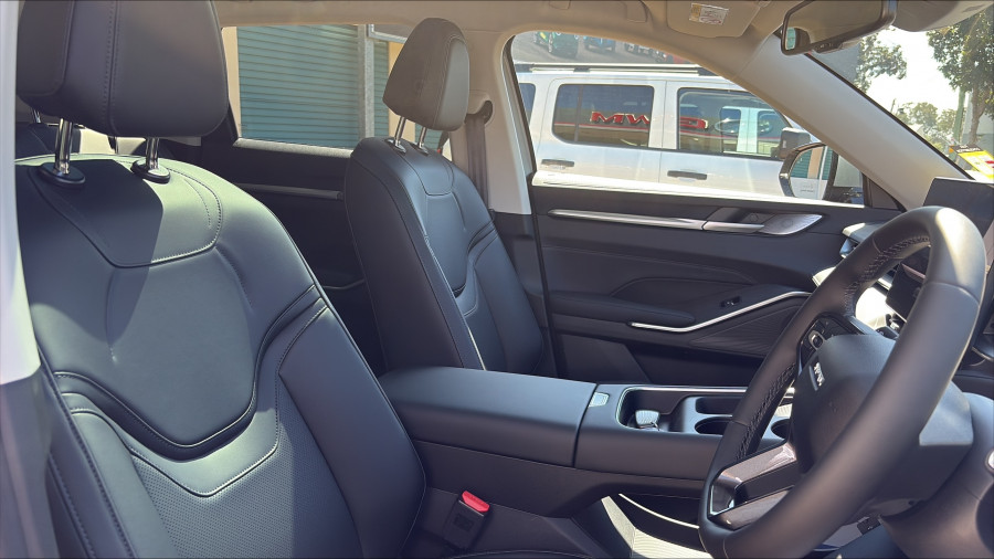 2026 GWM Haval H6 B01 Ultra Hybrid SUV Image 16