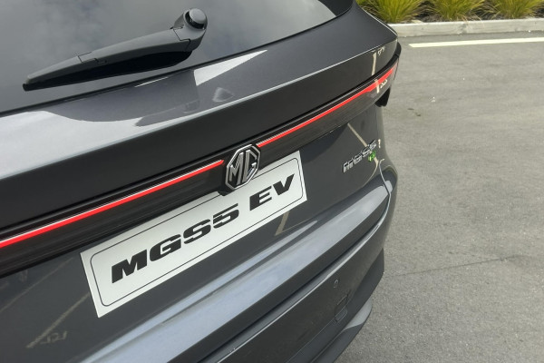 2026 MG MGS5 EV Essence 49 SUV Image 17