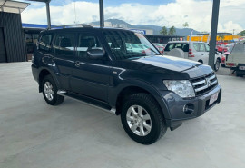 Mitsubishi Pajero Platinum Edition NT MY09