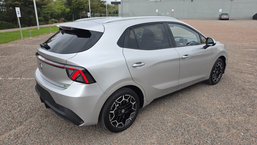 2026 MG MG4 EV Urban AH4E Essence 43 Hatch Image 15