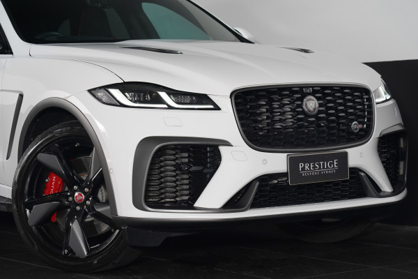 2021 Jaguar F-pace SVR SUV Image 9