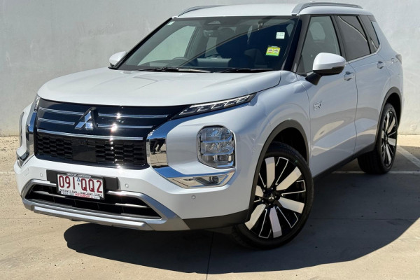 2025 Mitsubishi Outlander ZM PHEV Aspire SUV Image 3