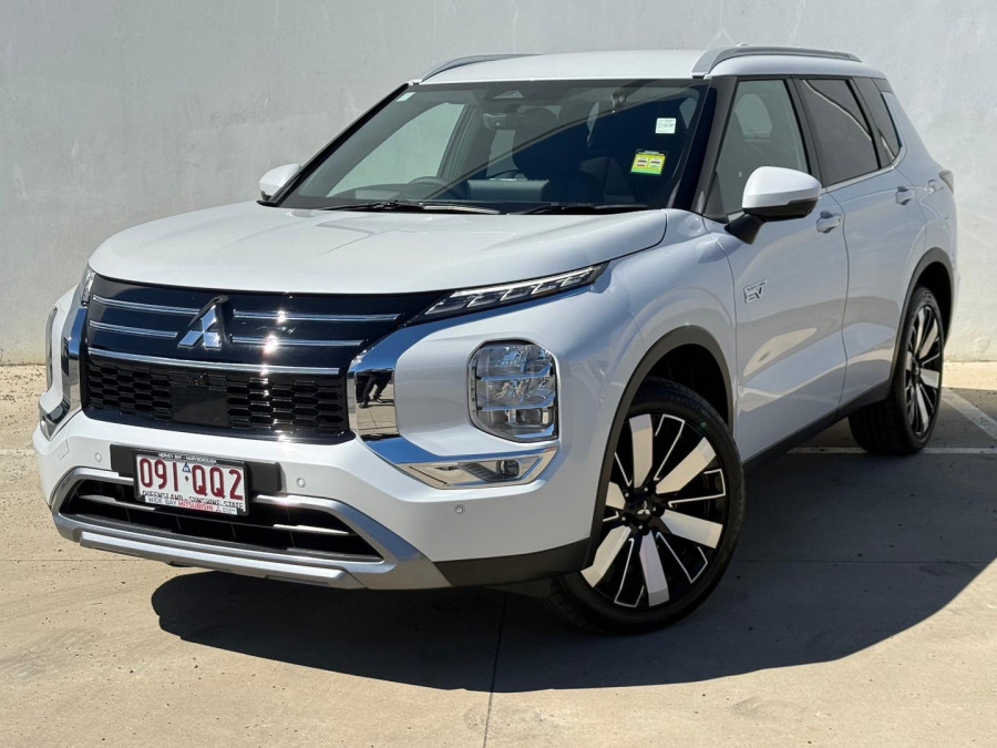 2025 Mitsubishi Outlander ZM PHEV Aspire SUV Image 3