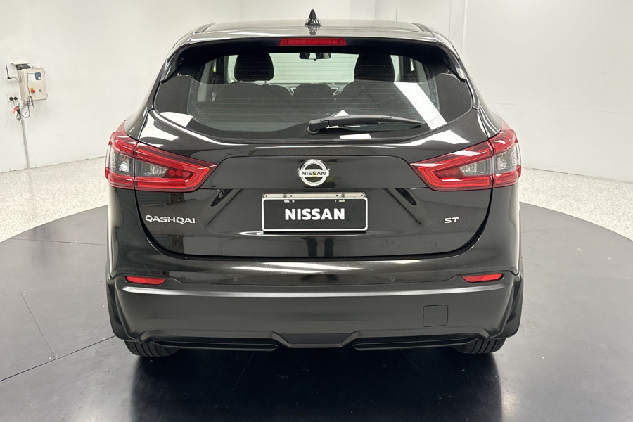 2017 Nissan QASHQAI ST Wagon Image 9