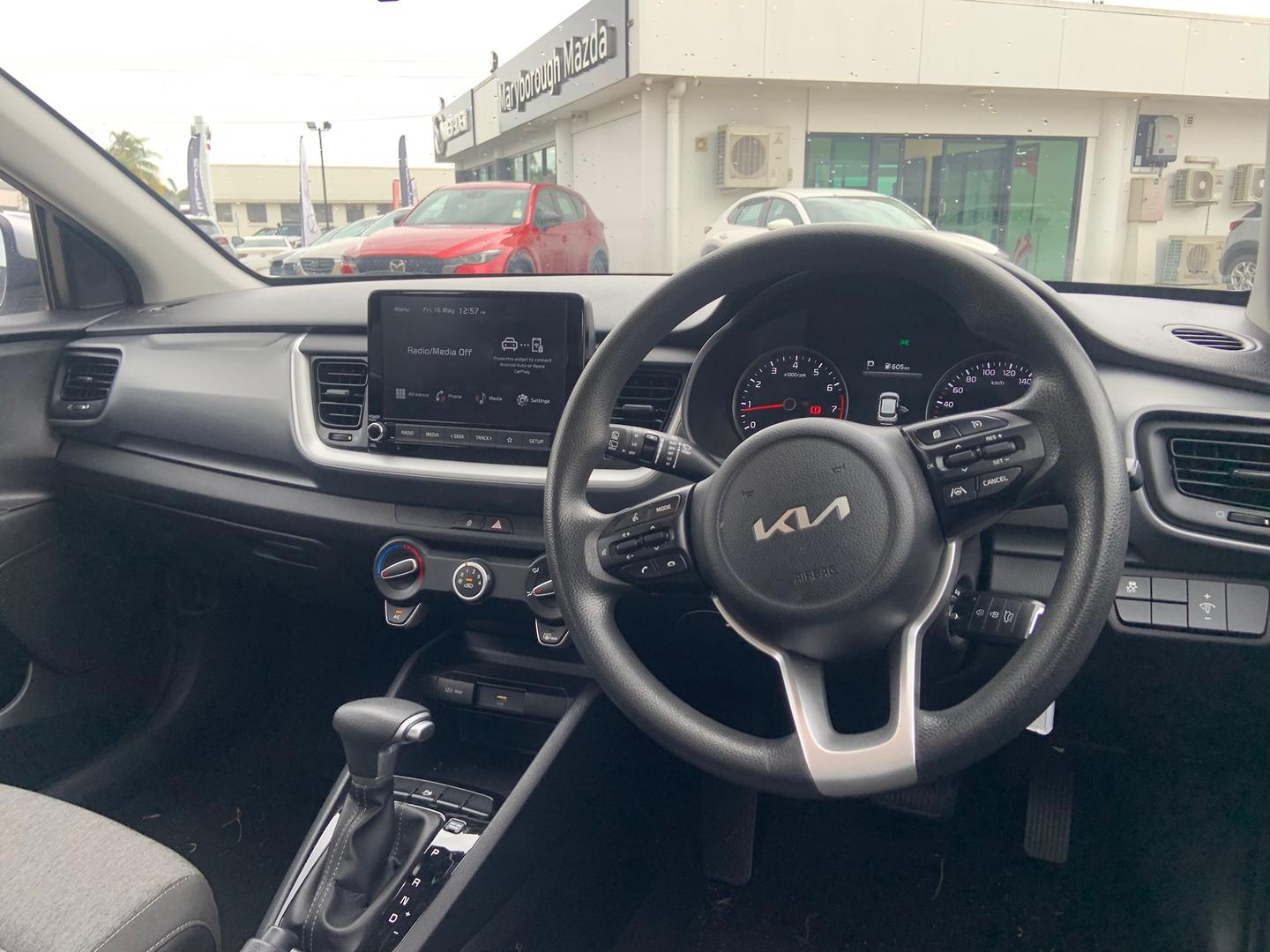 2021 MY22 Kia Stonic YB Sport SUV Image 16