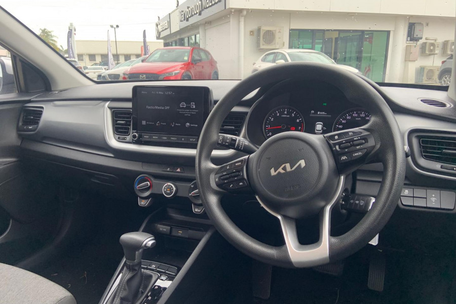 2021 MY22 Kia Stonic YB Sport SUV Image 16