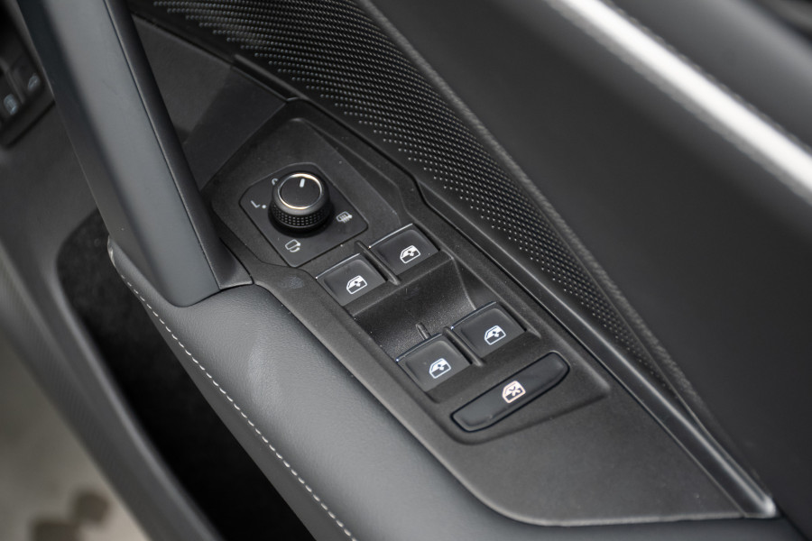 2026 Volkswagen Tiguan CT 150TSI eHybrid Elegance SUV Image 20