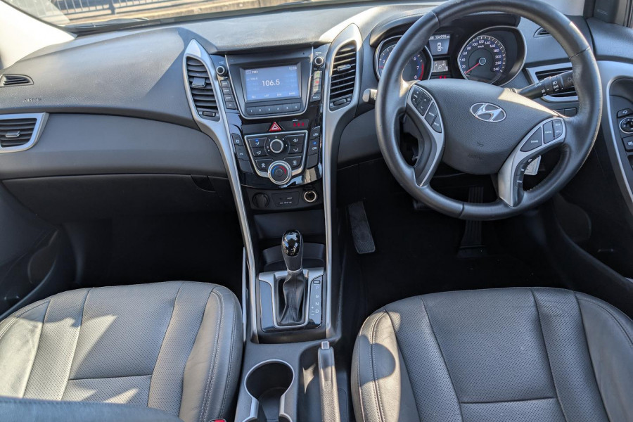 2015 MY16 Hyundai i30 GD3 Series II Active X Hatch Image 12