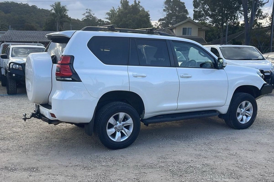 2021 Toyota LandCruiser Prado GDJ150R GXL SUV Image 8