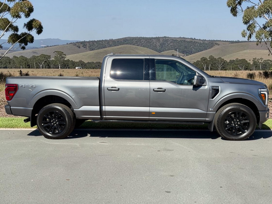 2024 Ford F-150  Platinum Dual Cab Image 7