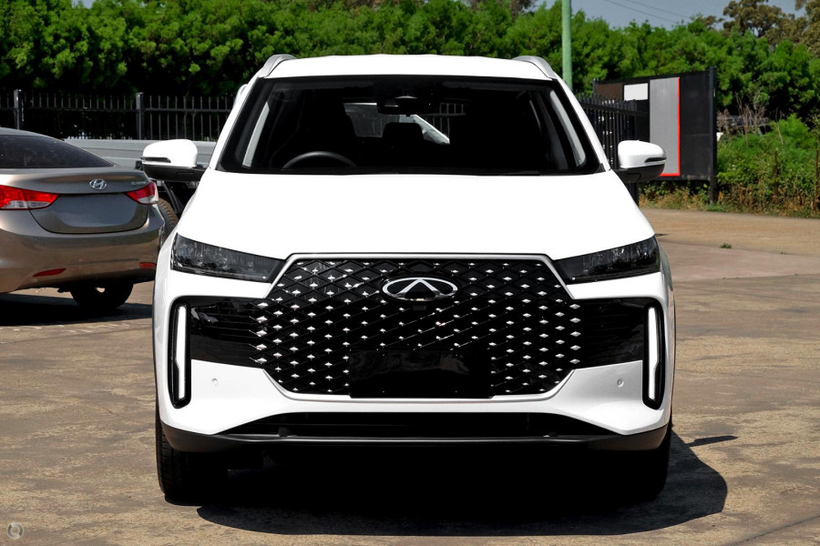2026 Chery Tiggo 4  Hybrid Urban SUV Image 2