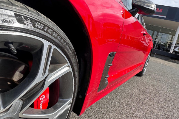 2019 MY20 Kia Stinger CK GT Sedan Image 9