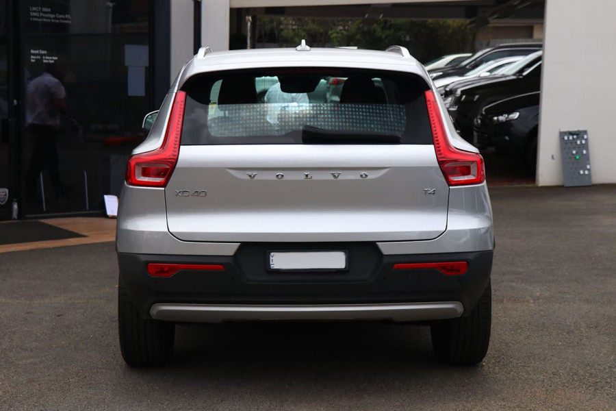 2018 Volvo Xc40 (No Series) MY19 T4 Momentum Suv
