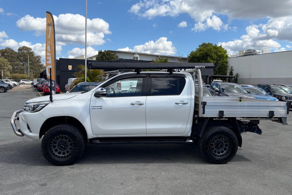 2016 Toyota HiLux  SR5 Double Cab Pick Up Image 10