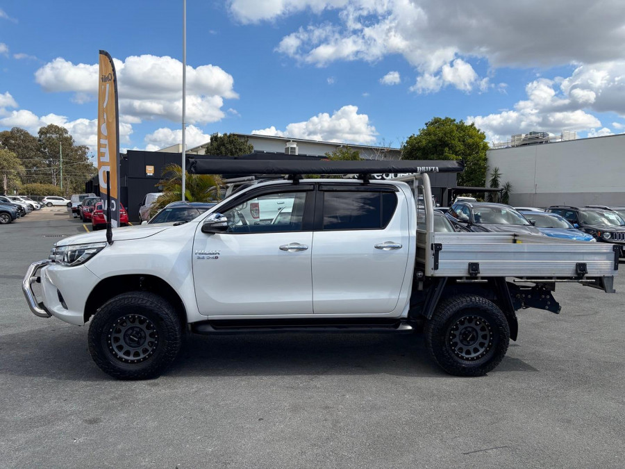 2016 Toyota HiLux  SR5 Double Cab Pick Up Image 10