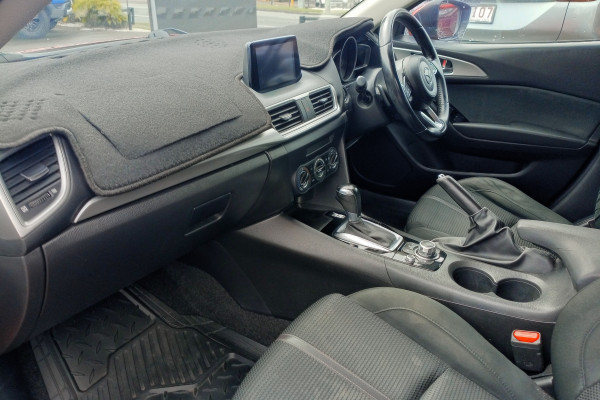 2017 Mazda 3 BN5478 Maxx Hatch Image 21